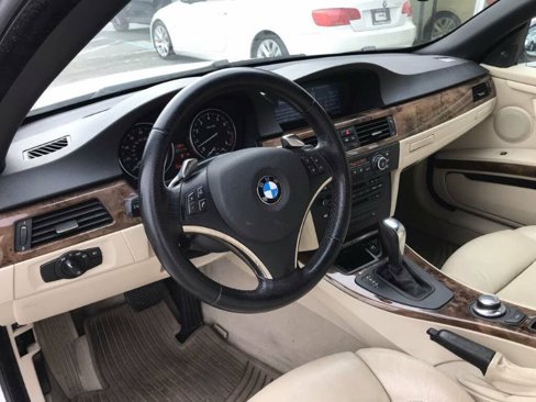 Used 2008 BMW 335i Convertible image 10