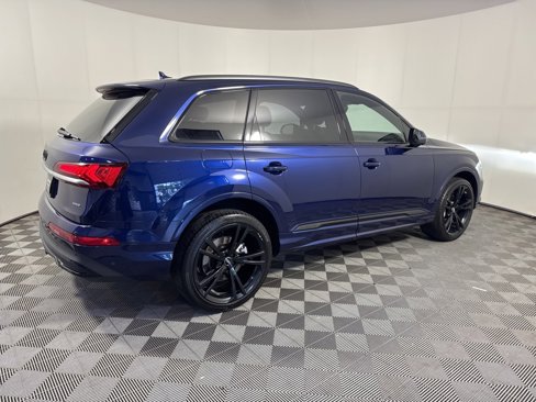 Used 2021 Audi Q7 3.0T Prestige image 5