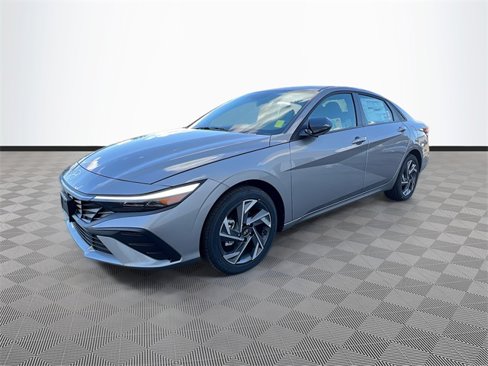 New 2025 Hyundai Elantra Sport image 3