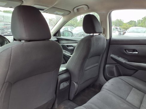 Used 2021 Nissan Sentra SV image 17