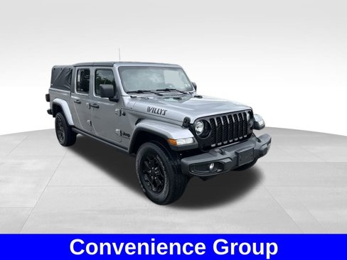 Used 2021 Jeep Gladiator Willys image 5