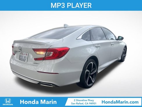 Used 2018 Honda Accord Sport image 6