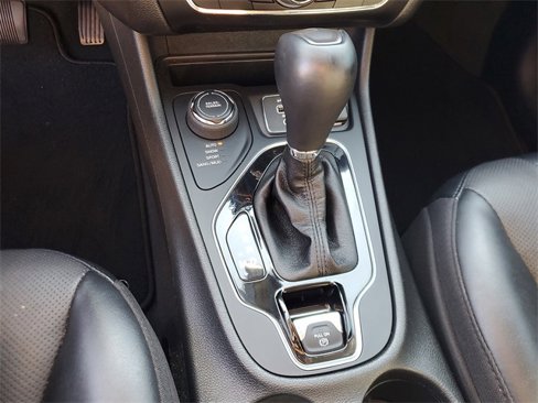 Used 2022 Jeep Cherokee Limited image 28