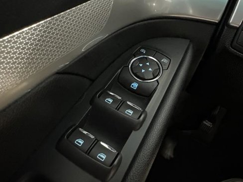 Used 2016 Ford Explorer XLT w/ Equipment Group 202A image 34
