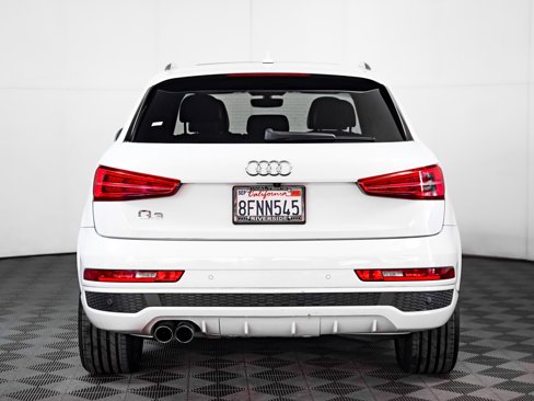 Used 2018 Audi Q3 2.0T Premium image 13