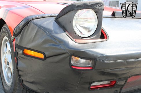 Used 1988 Porsche 944 Coupe image 10