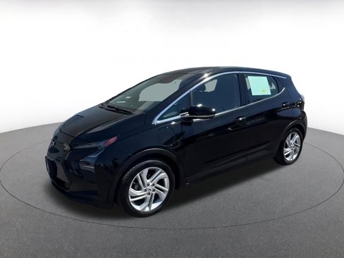Used 2023 Chevrolet Bolt LT w/ Driver Confidence Package image 8