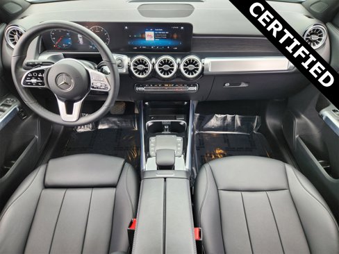 Used 2022 Mercedes-Benz GLB 250 image 2