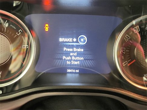 Used 2022 Dodge Challenger GT image 19