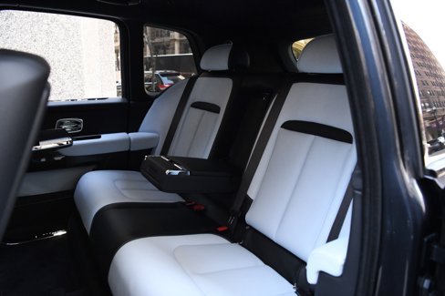 New 2025 Rolls-Royce Cullinan Black Badge image 12