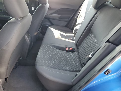 Used 2023 Nissan Kicks SV image 28