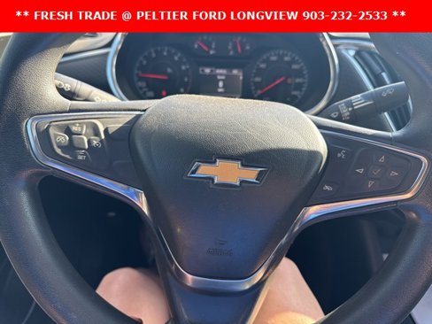 Used 2017 Chevrolet Malibu LT image 21