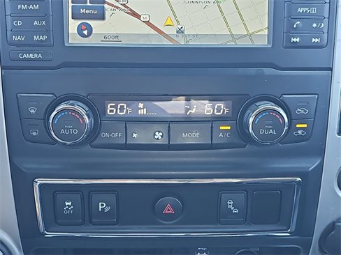 Used 2017 Nissan Titan SV image 23