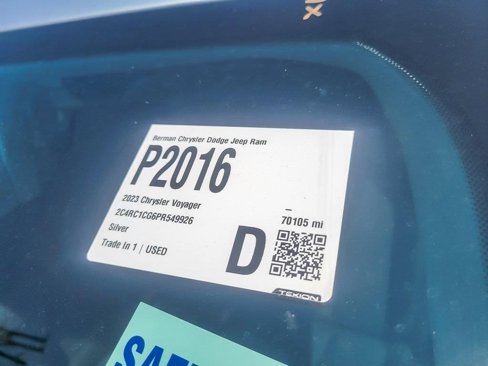 Certified 2023 Chrysler Voyager LX image 25
