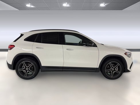 Certified 2023 Mercedes-Benz GLA 250 image 8