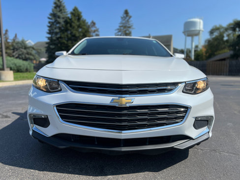 Used 2017 Chevrolet Malibu LT w/ Leather Package image 12