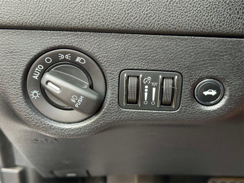 Used 2016 Dodge Charger R/T Scat Pack w/ Beats Audio Group image 26