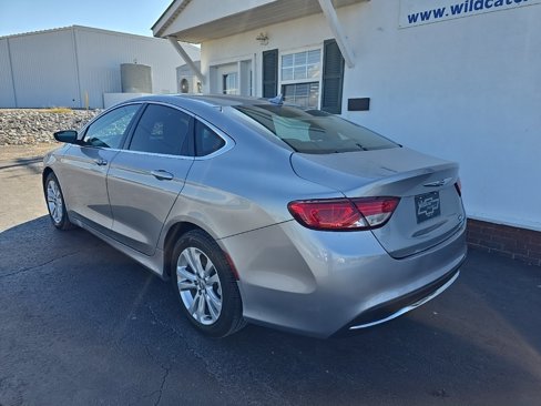 Used 2015 Chrysler 200 Limited w/ Convenience Group image 6