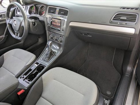 Used 2015 Volkswagen e-Golf SEL Premium image 22