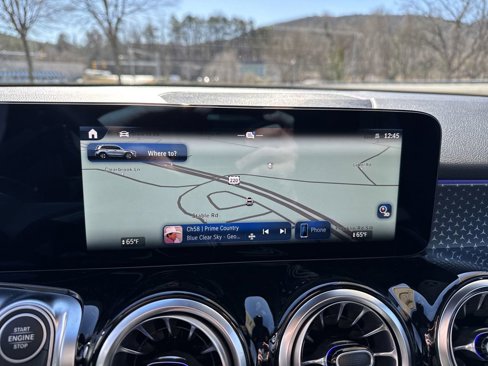 New 2025 Mercedes-Benz GLB 250 4MATIC image 21
