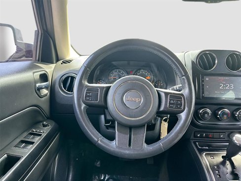 Used 2017 Jeep Patriot Latitude image 24