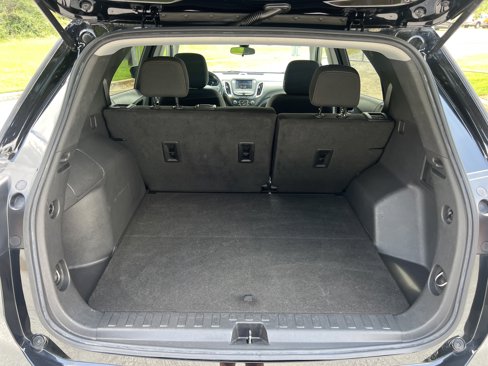 Used 2023 Chevrolet Equinox LT image 19