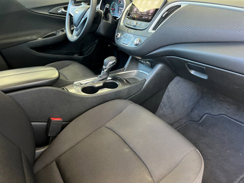 Used 2022 Chevrolet Malibu LT image 17