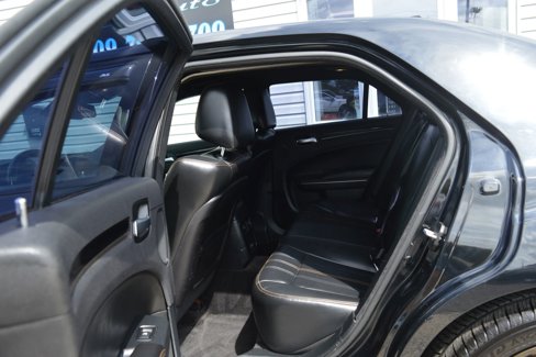 Used 2016 Chrysler 300 S image 13