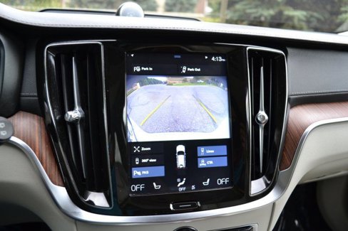 Used 2020 Volvo V60 T5 Cross Country w/ Protection Package Premier image 24