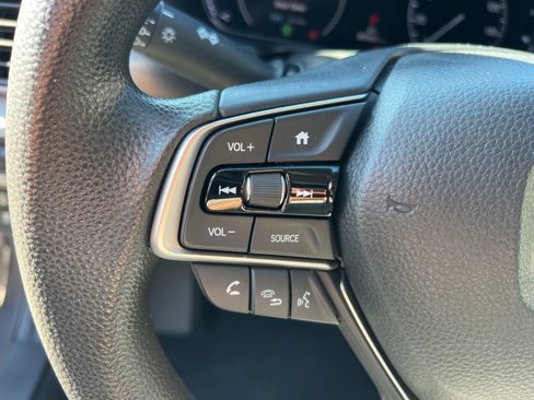 Used 2019 Honda Accord LX image 14