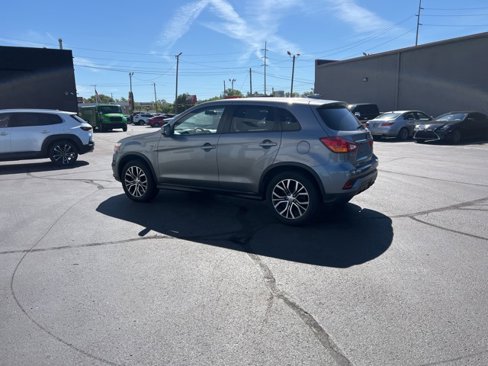 Used 2018 Mitsubishi Outlander Sport SE image 13