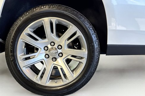 Used 2018 Cadillac Escalade ESV Premium Luxury image 31