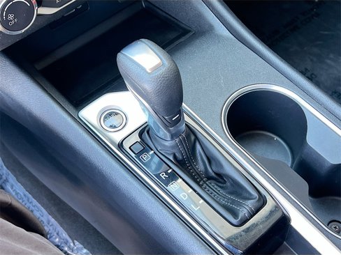 Used 2022 Nissan Altima 2.5 SV image 16