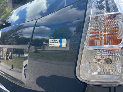 Used 2013 Toyota Prius V image 9
