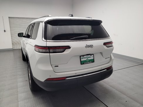 Used 2022 Jeep Grand Cherokee L Limited image 6