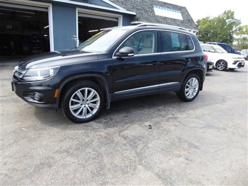 Used 2015 Volkswagen Tiguan SE image 3