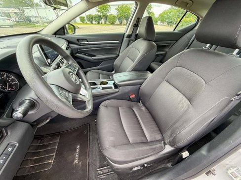 Used 2023 Nissan Altima 2.5 SV image 14