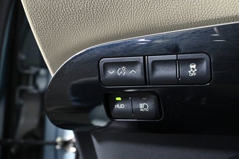 Used 2016 Toyota Prius image 22