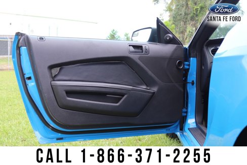 Used 2013 Ford Mustang Coupe image 16