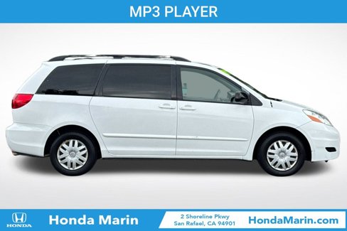 Used 2009 Toyota Sienna LE image 4
