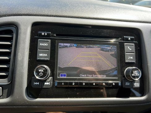 Certified 2022 Honda HR-V LX image 24