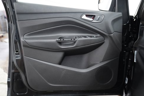 Used 2015 Ford C-MAX Energi SEL image 15
