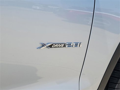 Used 2018 BMW X4 xDrive28i image 10