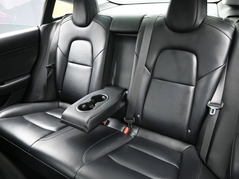 Used 2018 Tesla Model 3 Long Range image 28