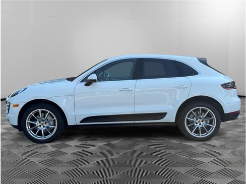 Used 2017 Porsche Macan S image 2