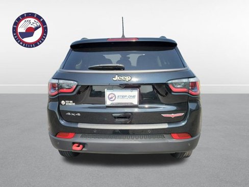 Used 2021 Jeep Compass Trailhawk image 24