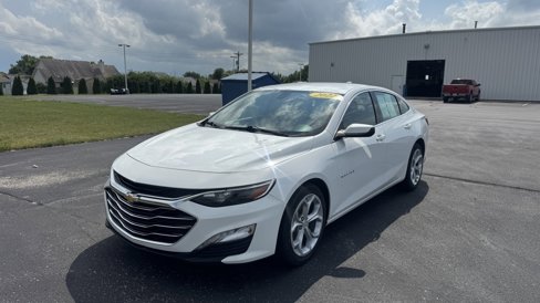 Used 2022 Chevrolet Malibu LT image 3