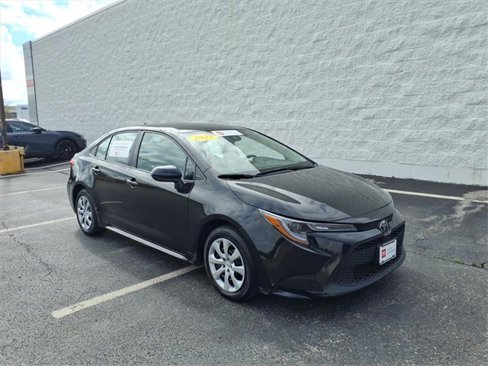Certified 2022 Toyota Corolla LE image 5