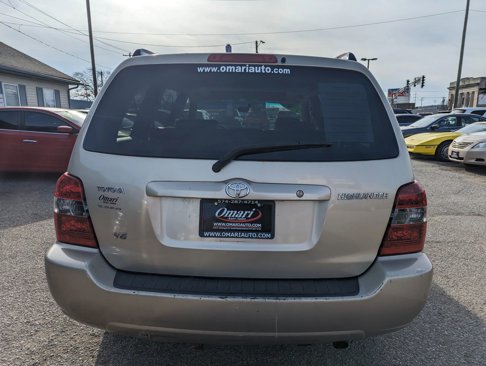 Used 2005 Toyota Highlander Limited image 9