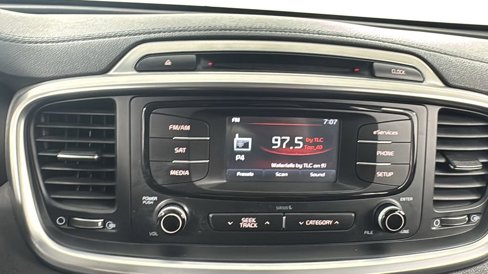 Used 2016 Kia Sorento EX w/ EX Premium Package image 25